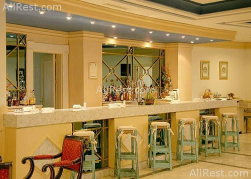 Tryp Medea 10